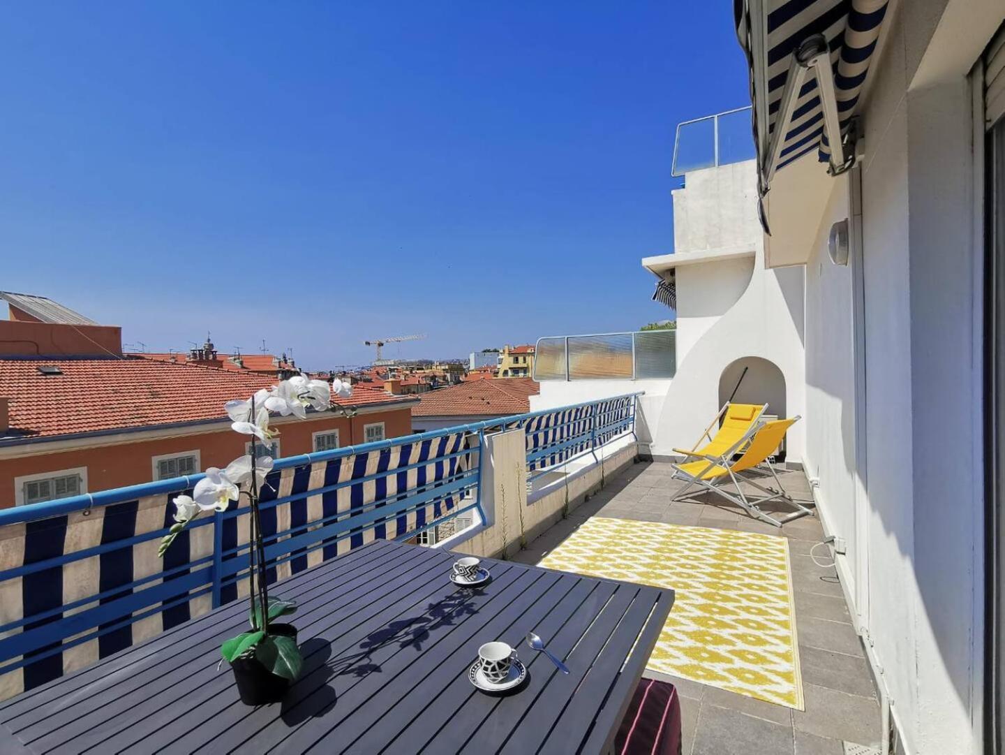 SMARTBNB - Dernier étage - Terrasse à ciel ouvert - Garibaldi Nizza Esterno foto